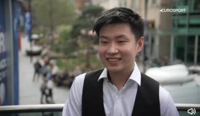 比赛一上来双方迅速找到进攻节奏，方硕手感滚烫连中三分，利夫和田宇翔续上火力，崔永熙短暂回应，但广州进攻稍显停滞，首节结束时北京领先5分，次节回来，崔永熙延续状态单节得到10分，中段广州一度反超，北京进攻及时回暖稳住局势，半场战罢，双方战成51平。